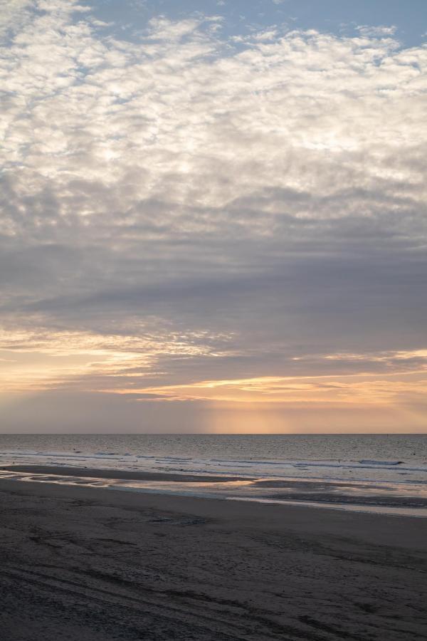 Grande Maison A Deux Pas De La Mer เบรย์ดูน ภายนอก รูปภาพ